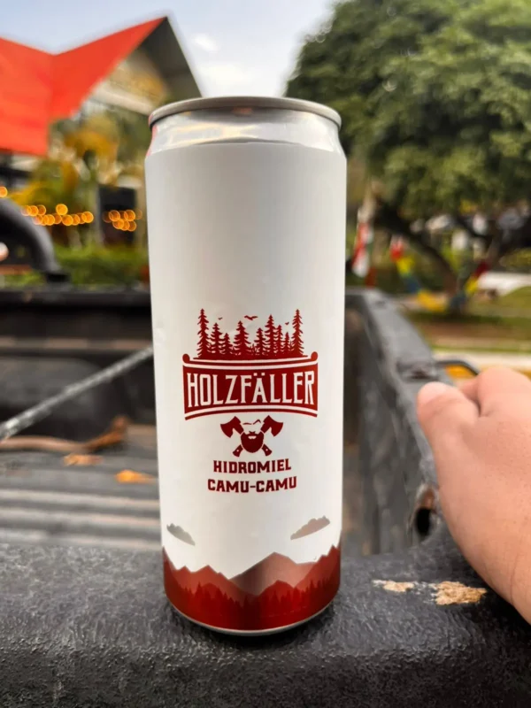 Etiqueta en lata - diseño pozuzo beer