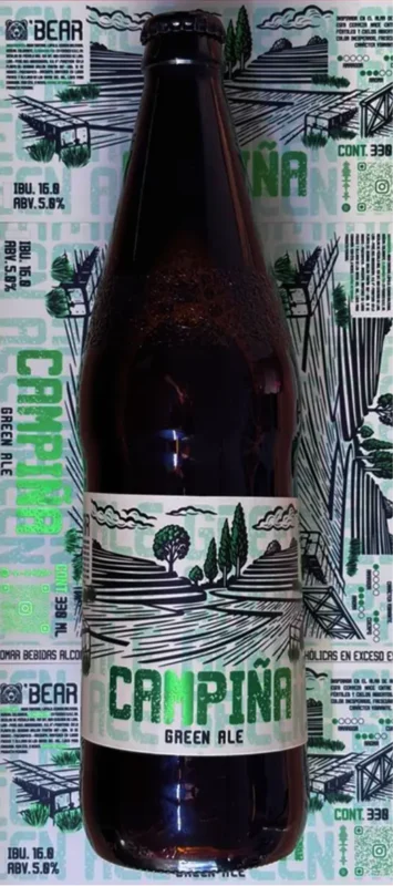 Etiqueta adhesiva campiña en botella de cerveza