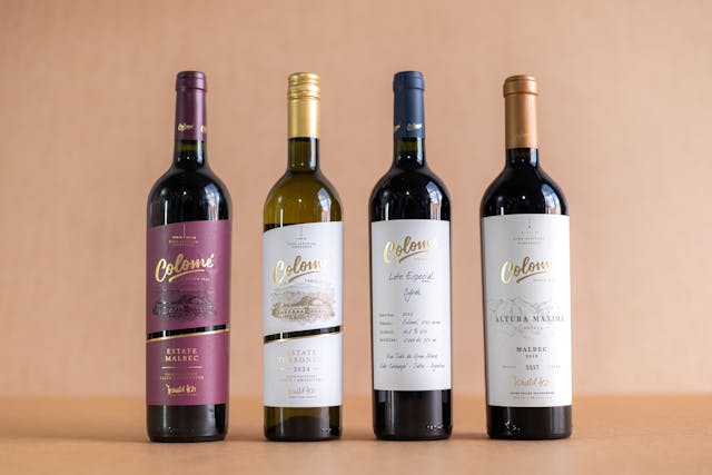 etiquetas adhesivas en vino