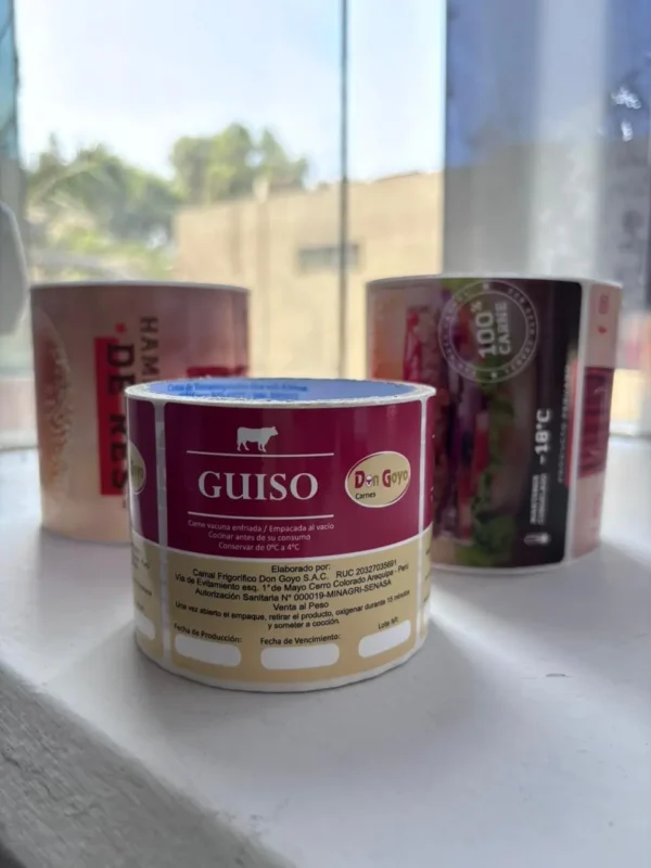 etiqueta adhesiva para embutidos cárnicos